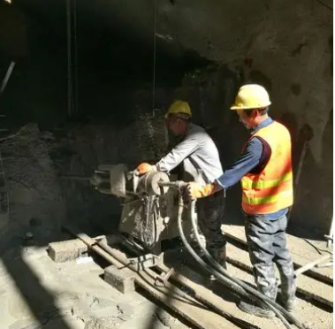 甘德水下抗分散灌浆料特点 水下不分散注浆料介绍